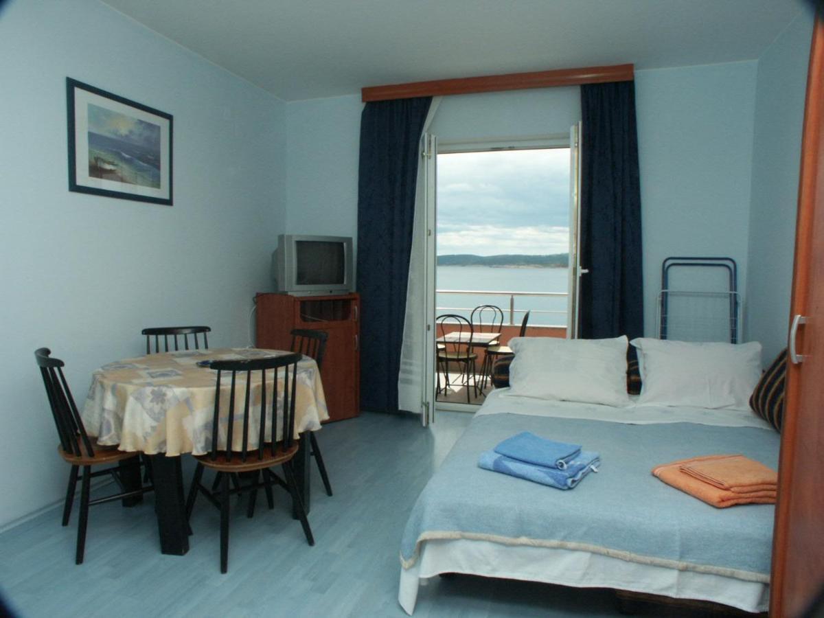 Apartments By The Sea Crikvenica - 2354 Kültér fotó