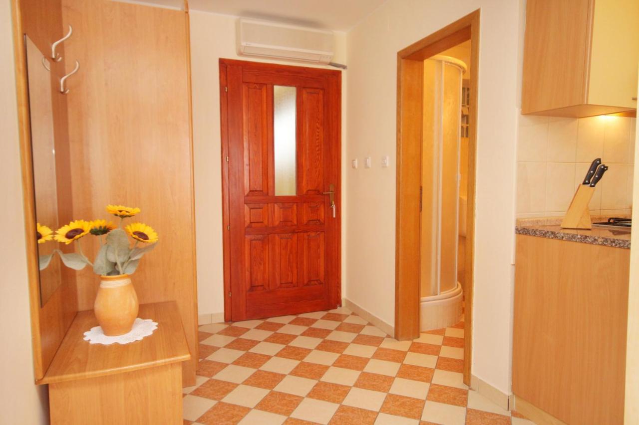 Apartments By The Sea Crikvenica - 2354 Kültér fotó